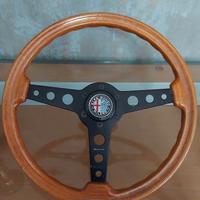 Volante in legno MOMO Daytona diametro 36