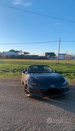 Mazda MX-5 Cherry Edition