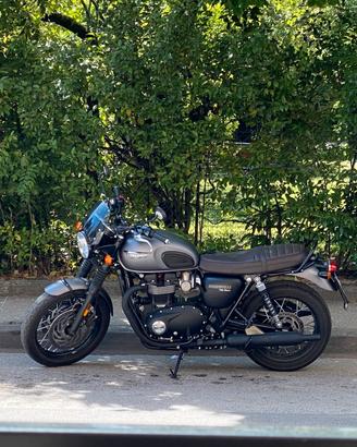 Triumph Bonneville T120 Black Edition