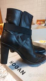 Tronchetti pelle nera hogan tg.40