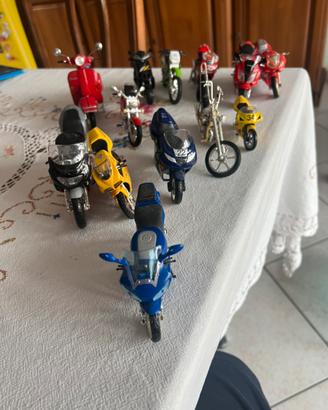 Modellini moto da collezione