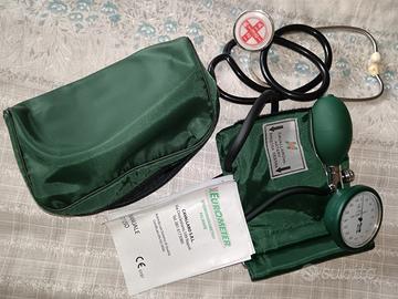 Misuratore di pressione arteriosa manuale.