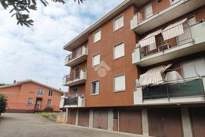 3 LOCALI A LONATE POZZOLO