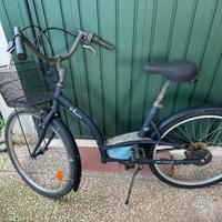 Biciletta btwin donna con cestino