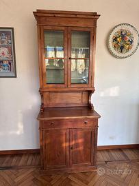 Mobile e vetrina antiquariato