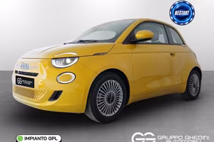 FIAT 500 Hybrid Berlina Torino 1.0Hybrid Berlina
