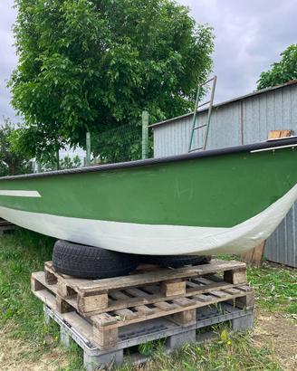 Barca Fiume Capellii 7,5 mt - evinrude 25 hp