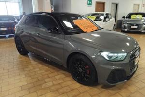 AUDI A1 SPORTBACK 40 TFSI S tr. Identity Black S