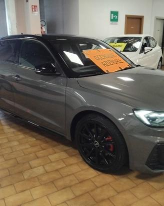 AUDI A1 SPORTBACK 40 TFSI S tr. Identity Black S