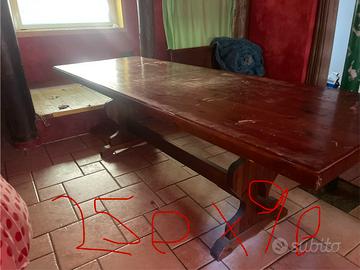 Tavolo e panca legno massello