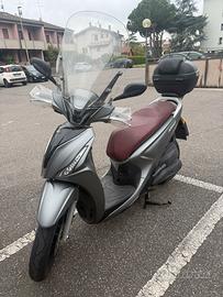Kymco PeopleS 150