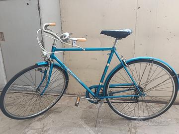 Bici Bianchi d'epoca azzurro cielo