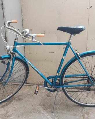 Bici Bianchi d'epoca azzurro cielo