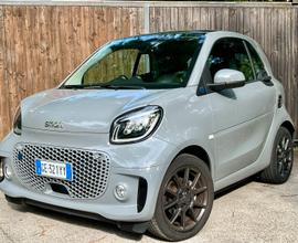 Smart EQ RacingGrey limited