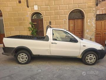 Fiat strada 2008 95000 km, diesel.
95000 km