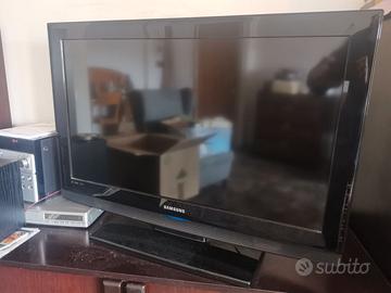 TV Samsung LCD HD Mod. LE32B350F