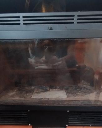 inserto camino a legna ventilato 