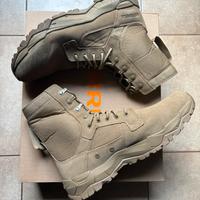 Stivali anfibi desert militari Merrell tg.43 nuovi