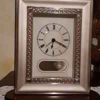 Orologio a pendolo da tavolo Argento e  Legno