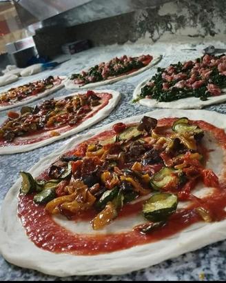 pizzaiolo e cameriieri