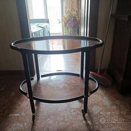 tavolino porta oggetti con ruote