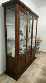 Vetrina soggiorno tre ante noce stile classico 