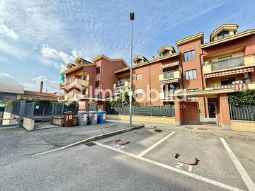 Appartamento di 147 m² con 5 locali a Nichelino