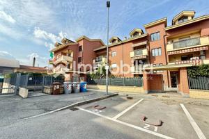 Appartamento di 147 m² con 5 locali a Nichelino
