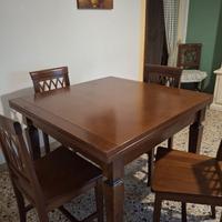 Tavolo allungabile a libro più 6 sedie 