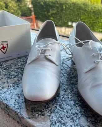Scarpe donna infermiere volontarir n. 36