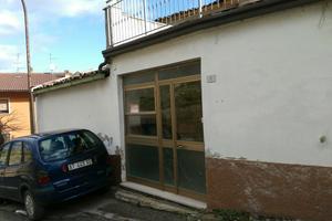 Casa cielo/fondo a Lunano