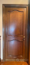 Porte in noce massello per interno.