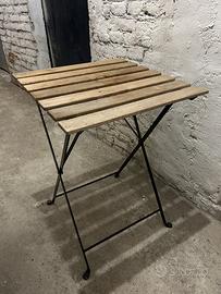 Tavolino esterno Ikea