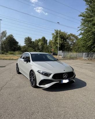 Mercedes  A 180 D Alpine grey edition
