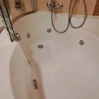 vasca tutta cinpleta con idromassaggio