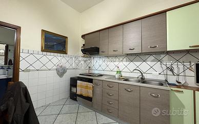 Appartamento di 2 vani e accessori, Afragola