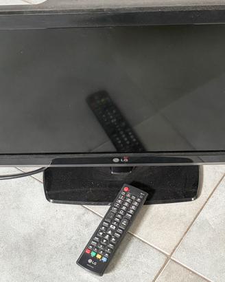 Televisore LG 22”