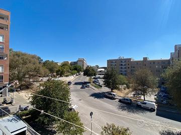 App.to con ascensore privato e garage in centro