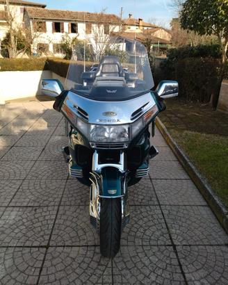Honda goldwing
