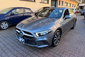 MERCEDES-BENZ A 250 e Automatic EQ-Power Business 