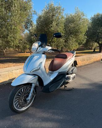 Beverly 125