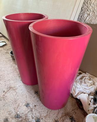 Vaso fucsia per piante