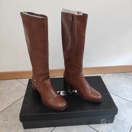 Stivali donna in cuoio keys numero 38