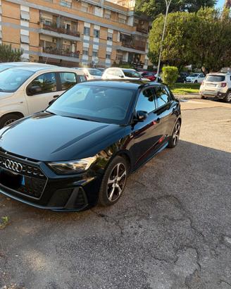 Audi A1Sportback 1.0(110CV) S Line uniproprietario