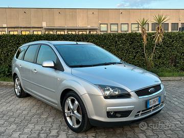 Ford  Focus 