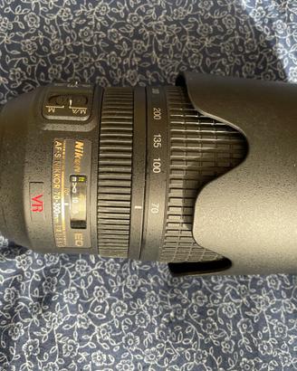 NIKON AF-S VR Zoom-Nikkor 70-300mm f/4.5-5.6G IF-E