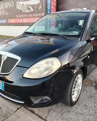 Lancia Ypsilon 1.4 Platino Ecochic GPL