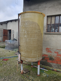 Cisterna in vetroresina