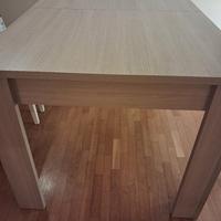 tavolo allungabile color pino chiaro 