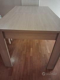 tavolo allungabile color pino chiaro 